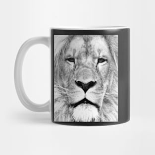 Lion portrait print Mug